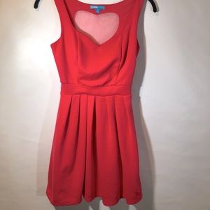 L’Amore Lanette Lapor dress with heart cutout 2